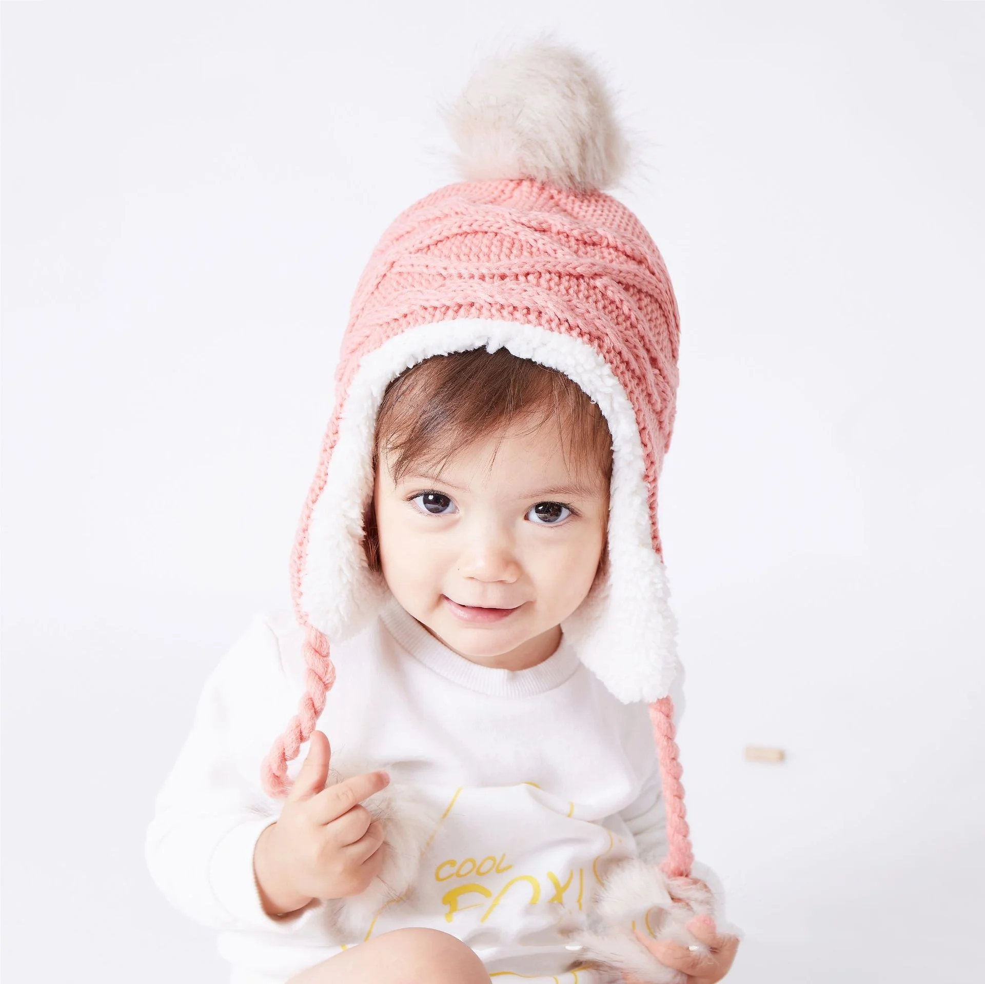 Children Hat Knitted Wool Hat Winter hairball Outdoor Ear Protection Caps Plush Ball Hat For Baby Boys Girls 2024 Kids Clothes