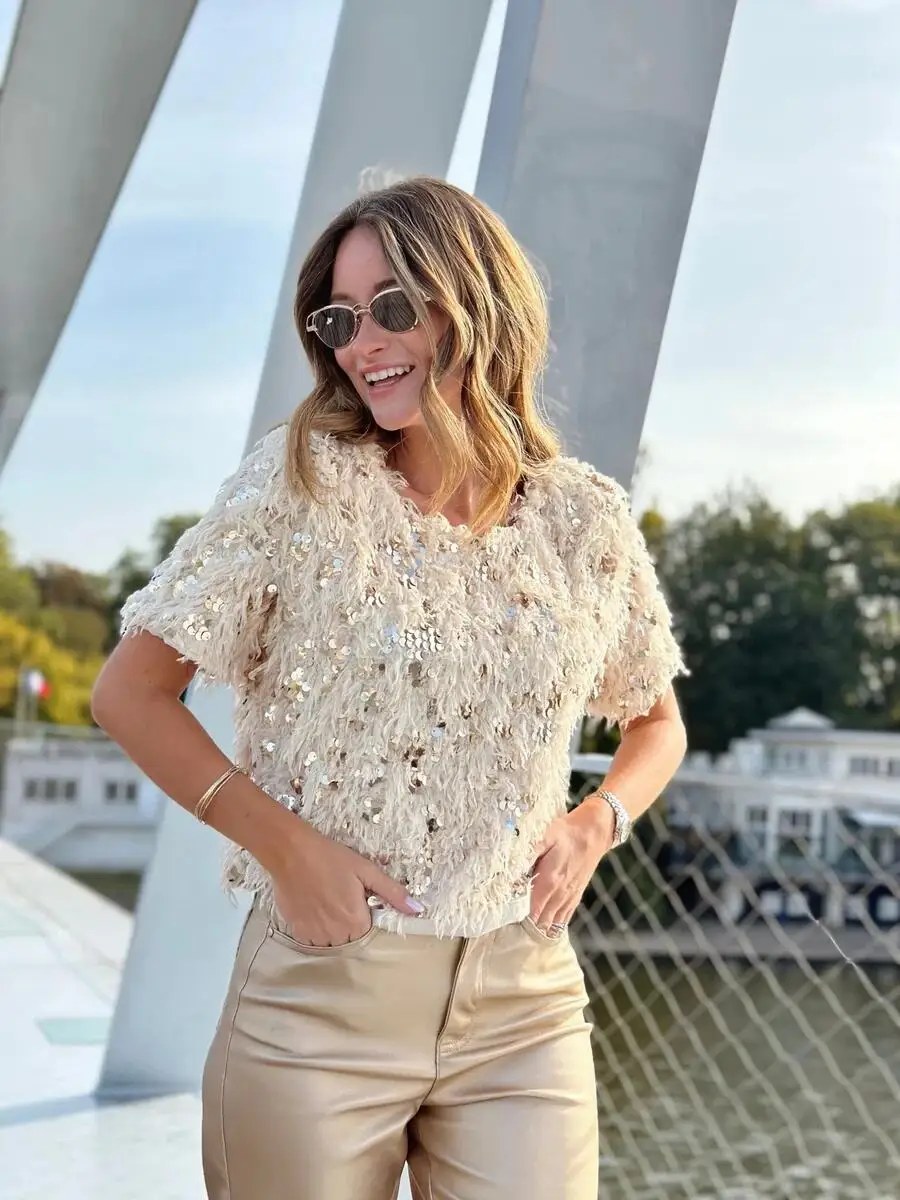 Plus-Size New Arrival Women's Top – Trendy Loose-Fit Short Sleeve with Artistic Sequins & Luxe Fringe, Niche Designer Craftsmans