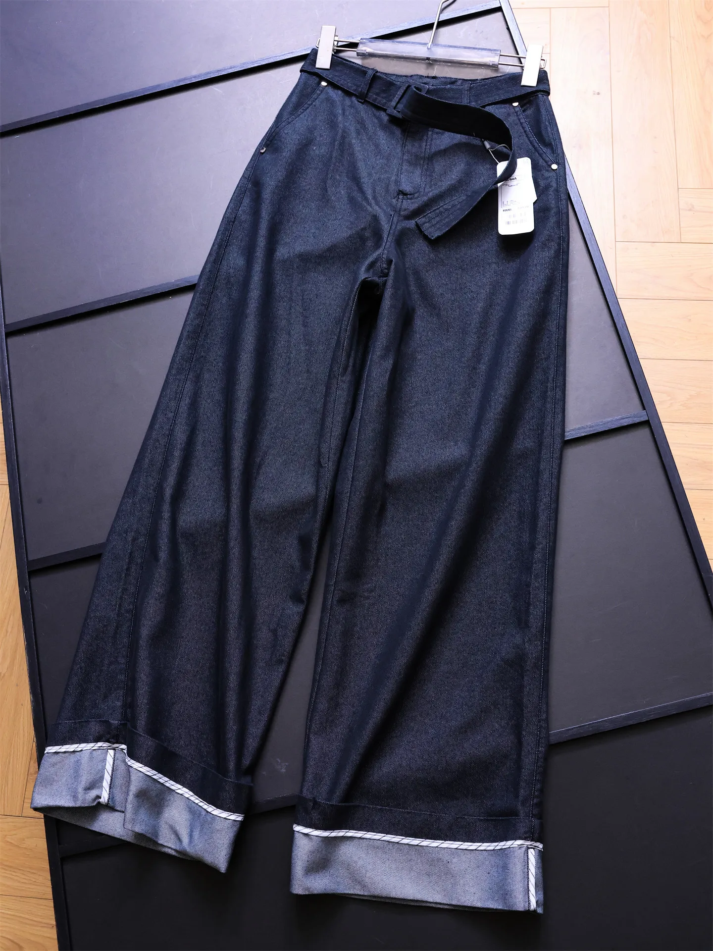 

High Waist Wide Leg Jeans Women's Straight Cut Pure Color Denim Pants High Waist Trousers Flared Cuff Casual Comfortable Fit