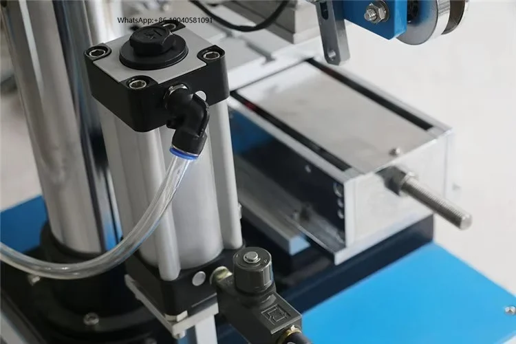 Pneumatic Semi Auto Golden Foil Leather Flatbed Glass Bottle Hydraulic Hot Foil Gold Stamping Machine for Bags Round Surface