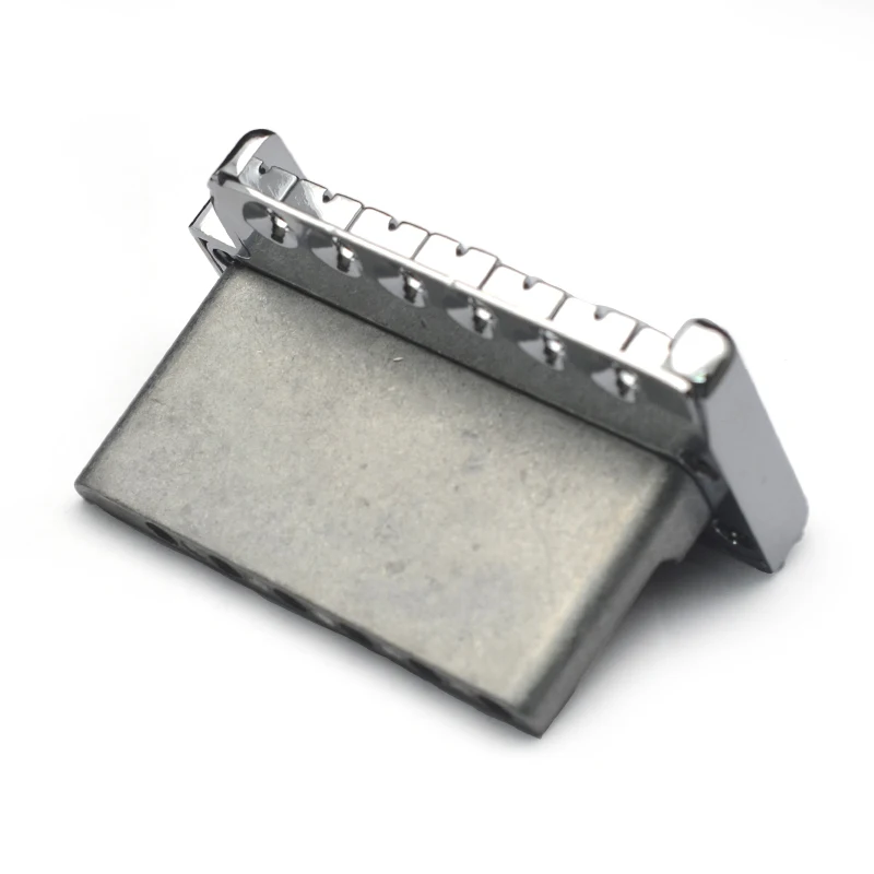 

Гитарный тремоло-бридж 84x42.5 мм, расстояние между струнами 52.5 мм (5x10.5 мм) для гитары ST, хромированный