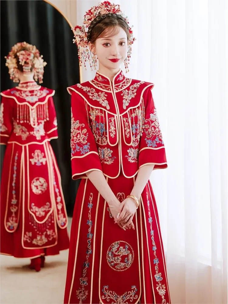 

New bride's wedding toasting dress Chinese-style dragon and phoenix gown