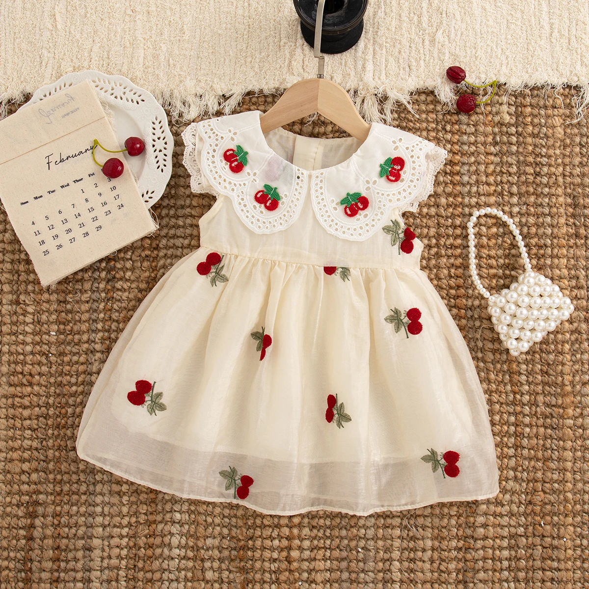 Baby Girl Princess Dress Summer Cherry Embroiderey Doll Collar Sleeveless Gauze Dress Elegant Girl Party Dress