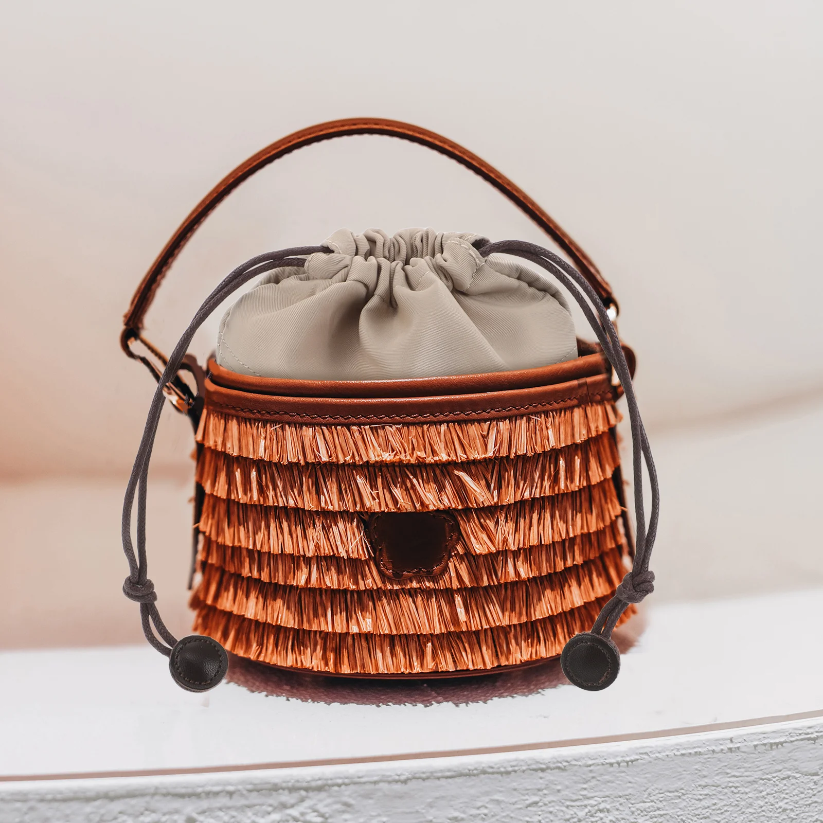 

Bucket Bag Insert Organizer PU Round Liner Replacement Travel Storage for Crossbody Shoulder Tote Bags Functional Stylish