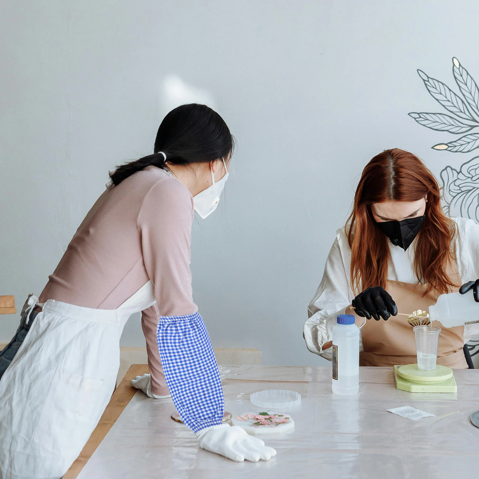 

Cleaning Sleeves 2 Pairs Cotton Linen Arm Protector for Cooking Kitchen Oil Proof Plaid Oversleeves Washable Cuffs Durable