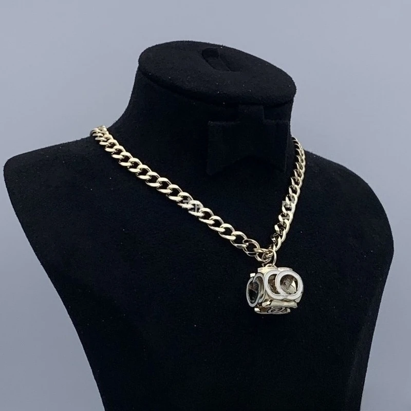 

Новое ожерелье 2025 года, милый кулон премиум-класса, романтика, подходит для подарков