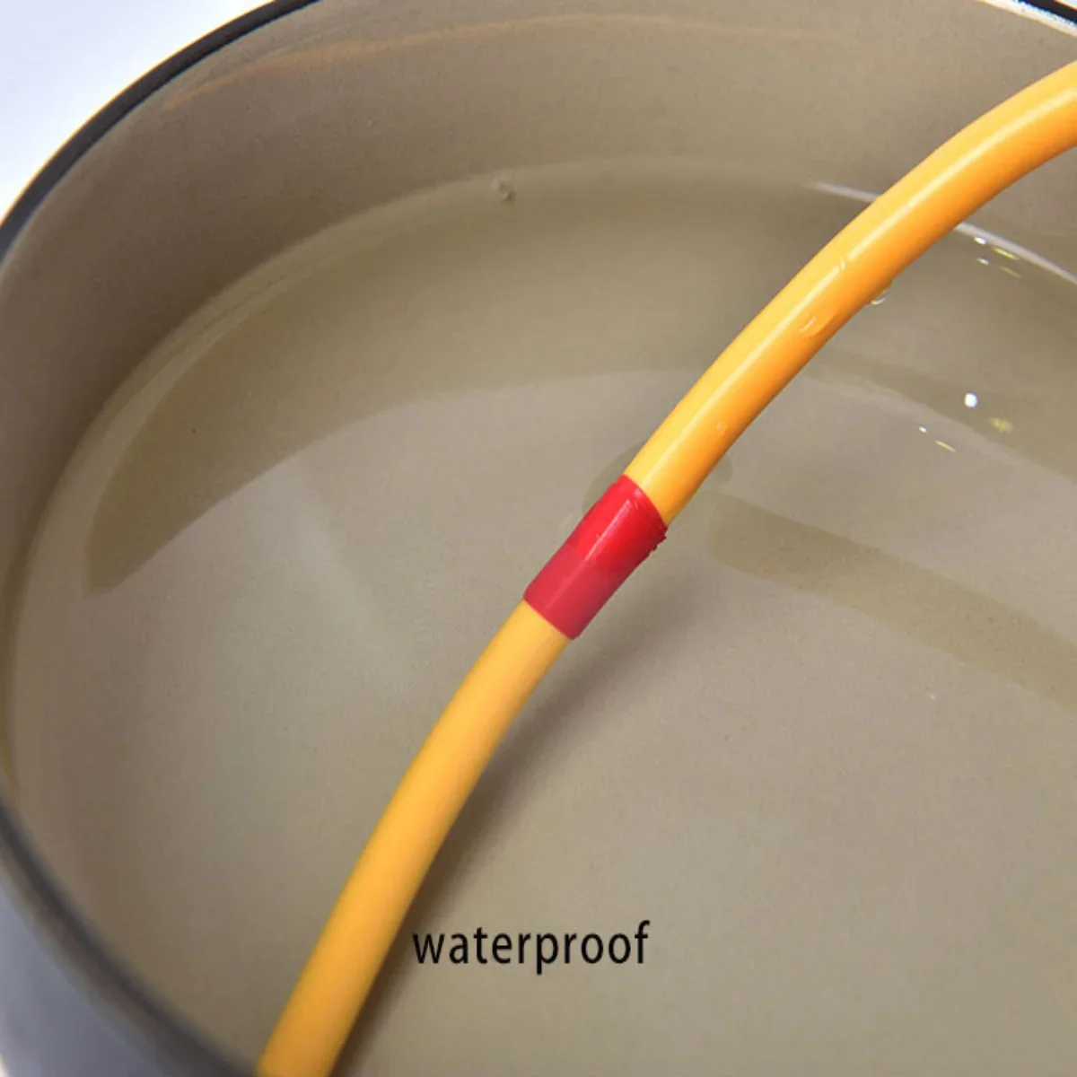Farbiges Isolierband, PVC, verschleißfest, flammhemmend, bleifrei, isolierend, wasserdicht, Elektriker, Weiß, Schwarz, Rot, Blau, Grün – Detail 7