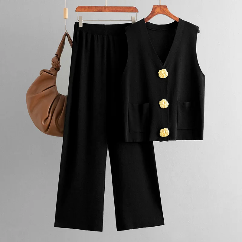 Modny dzianinowy komplet: sweter z guzikami na mankietach i spodnie z szerokimi nogawkami, casualowy dwuczęściowy zestaw dla kobiet w jednolitym kolorze, wykonany z poliestru...