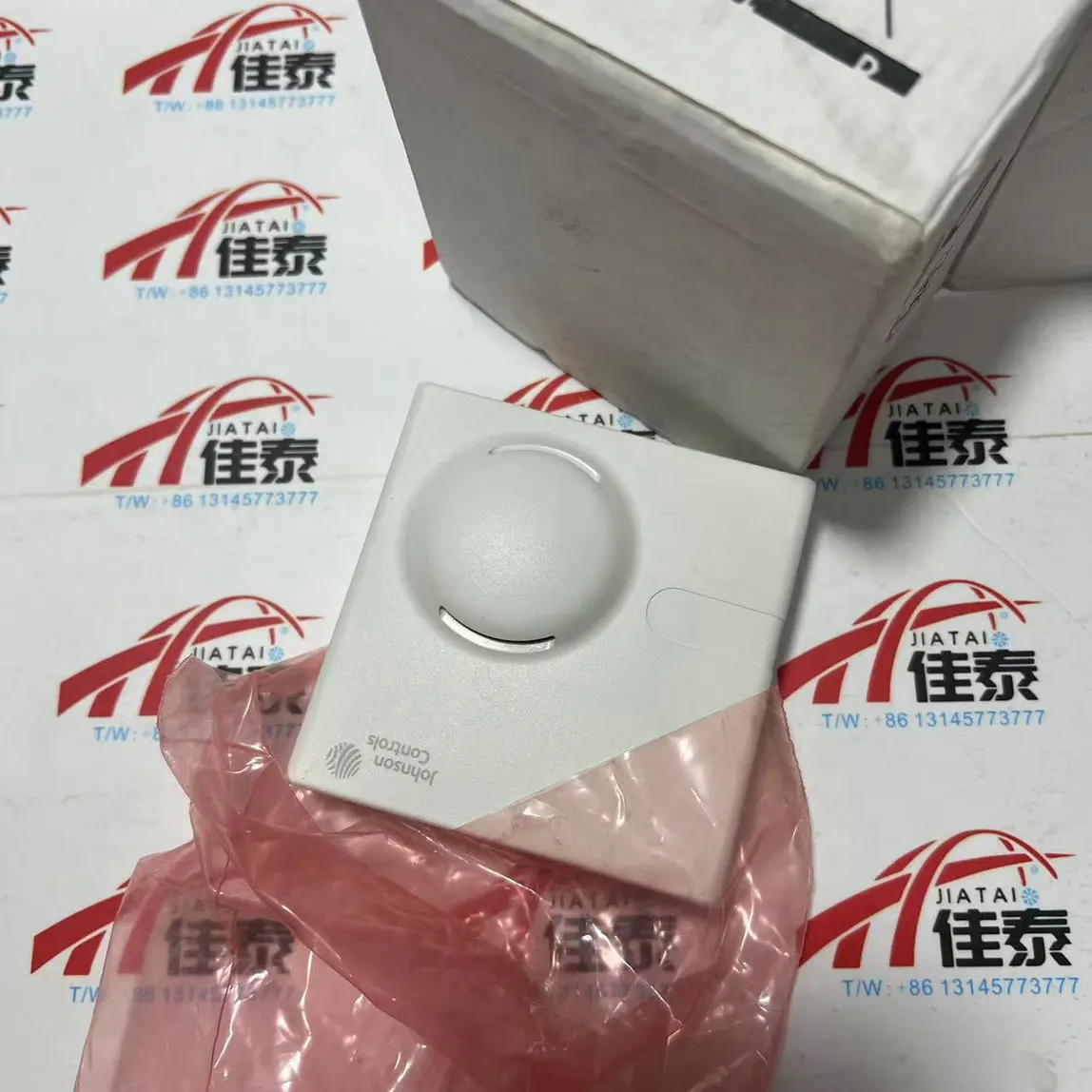 HT-1306-UR Temperature And Humidity Sensor New Condition for Electronics