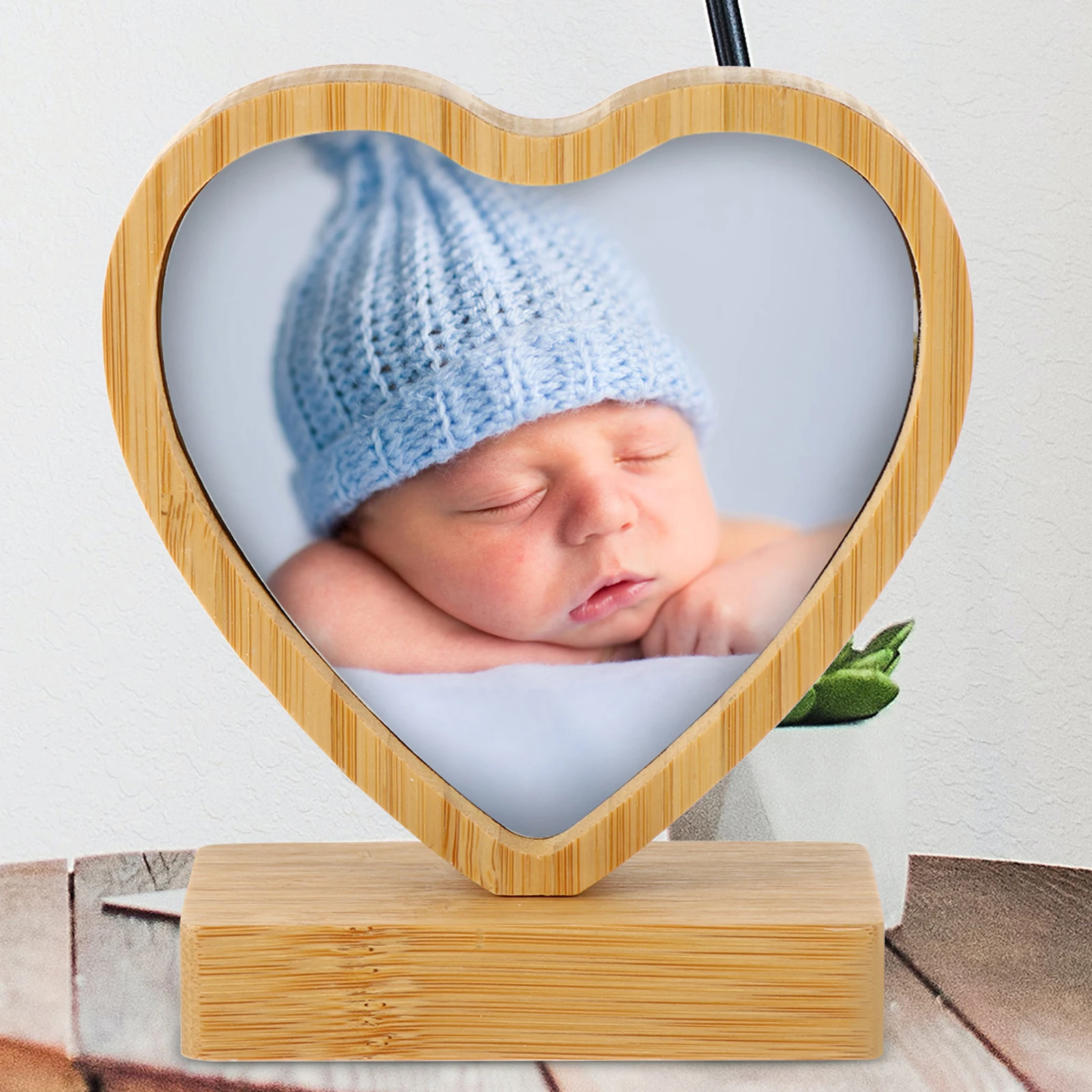 

1Pcs Heart Shaped Photo Frame Decoration Creative Desktop Ornament for Home Office Birthday Gift Art Display Stand Multipurpose