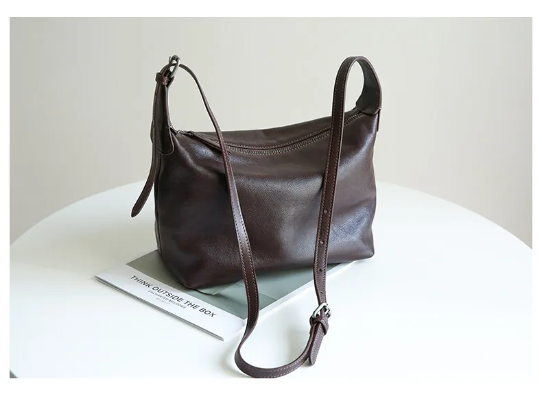 PNDME schlichte, lässige, hochwertige Damen-Umhängetasche aus echtem Leder, modische Outdoor-Reisetasche aus Rindsleder, Damen-Unterarmtasche – Detail 5