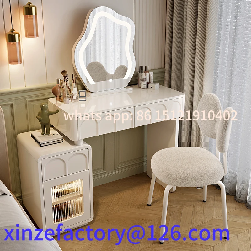 

Customizable French Cream Wind Painting Dresser