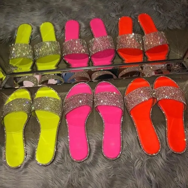 Platte Schoenen Vrouwelijke Glitter Slides Lage Dames Slippers Slippers Vrouwen Jelly 2024 Rubber Kristal PU Stof Glitter Slides Schoenen Wom