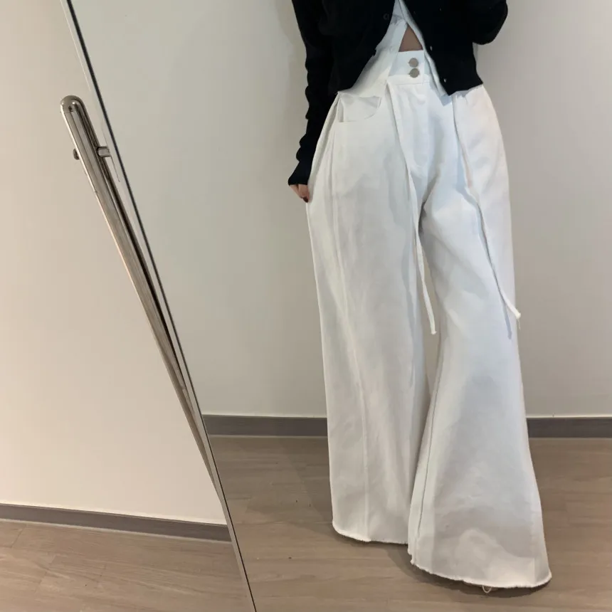 Fashionable Youthful Washed Loose Straight Leg Jeans Belted Pleated Lines Casual High Waist Cotton Denim All Seasons