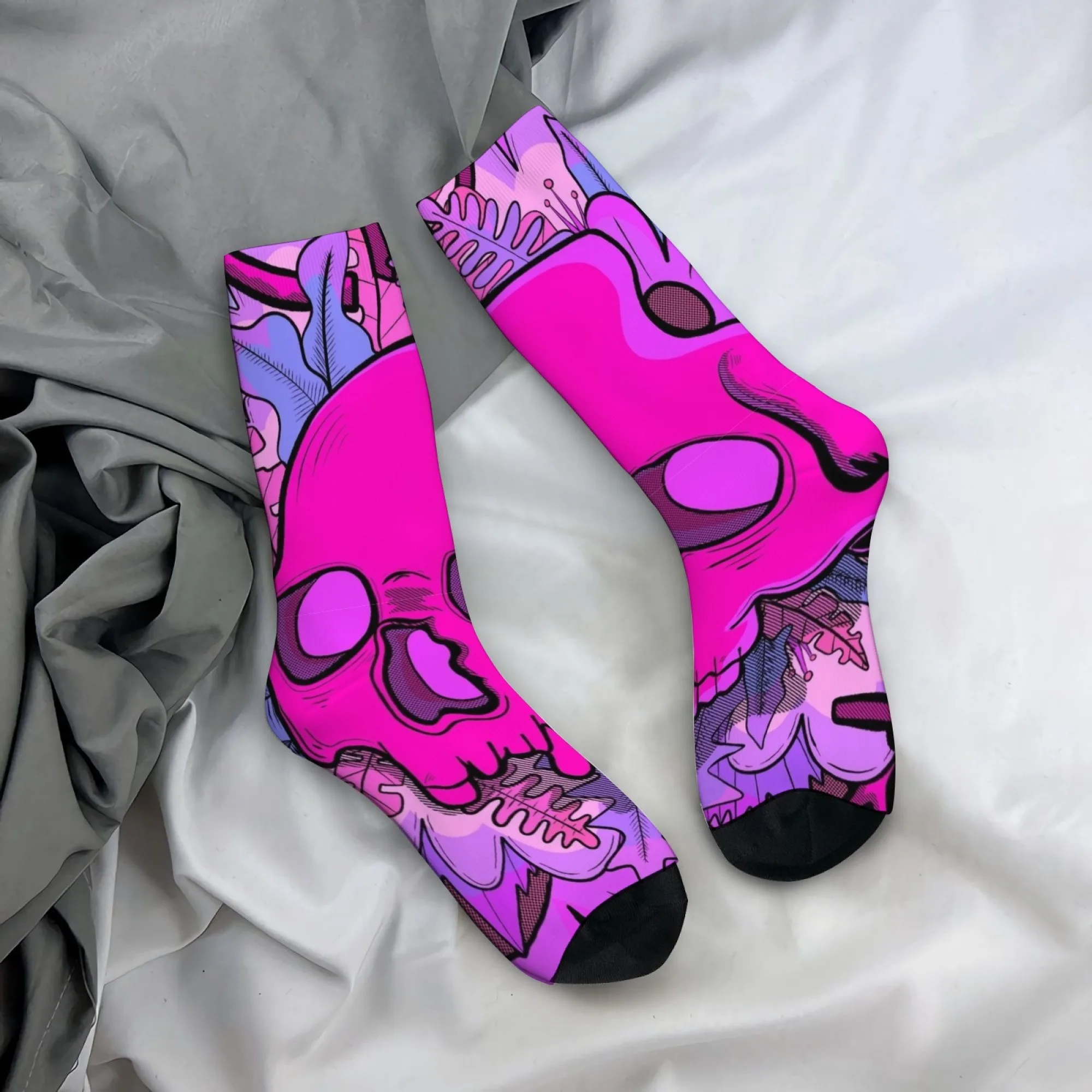 Unisex Outdoor Socks Skull Flame Pattern Fun Vivid Design Machine Washable Comfortable and Breathable for Outdoor Enthusiasts