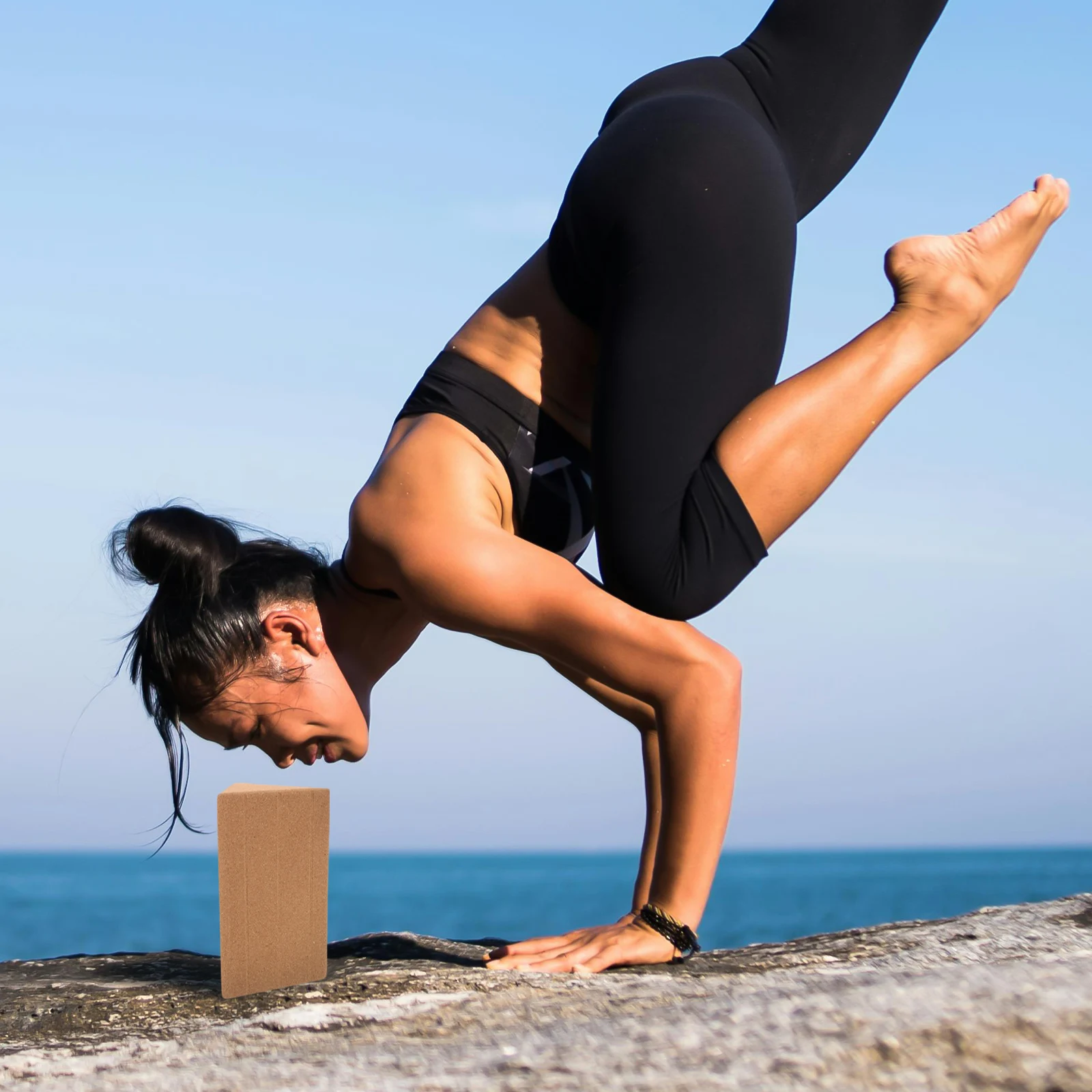 Durable Yoga Block Cork Material Portable Nonslip Fitness Training Tool for Stretching Dancing Exercise Gift Yoga Block Cork