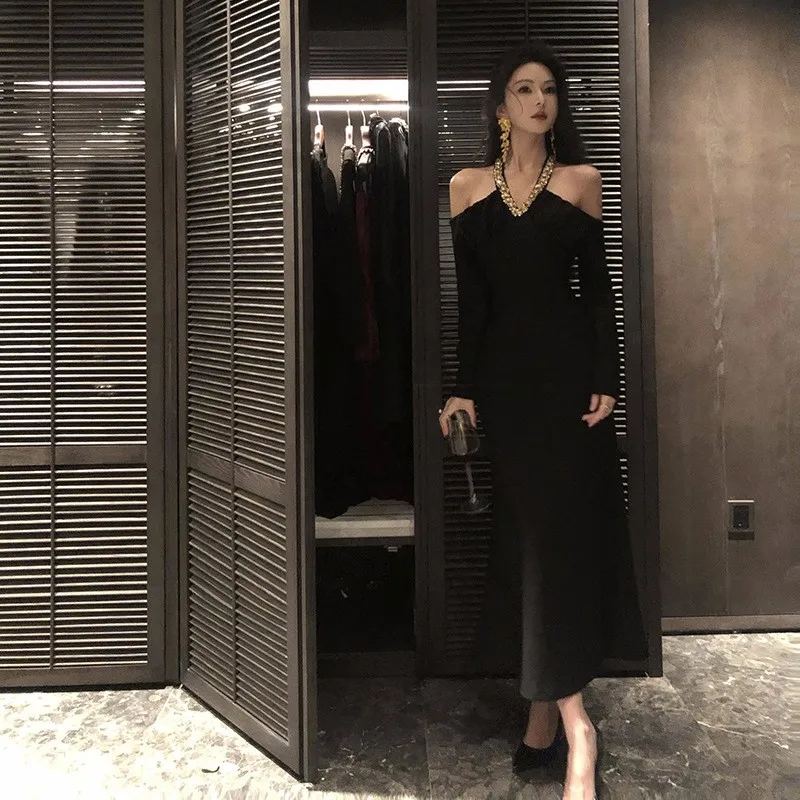 Novo vestido longo de festa de aniversário com ombros de fora e lantejoulas de diamantes