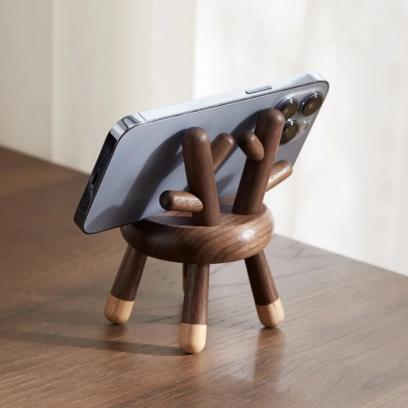 New Cute Deer Gift Universal Portable Solid Wood Cell Phone Racks Desk Stand Holder for Mobile Tablet E-reader Home Accessories