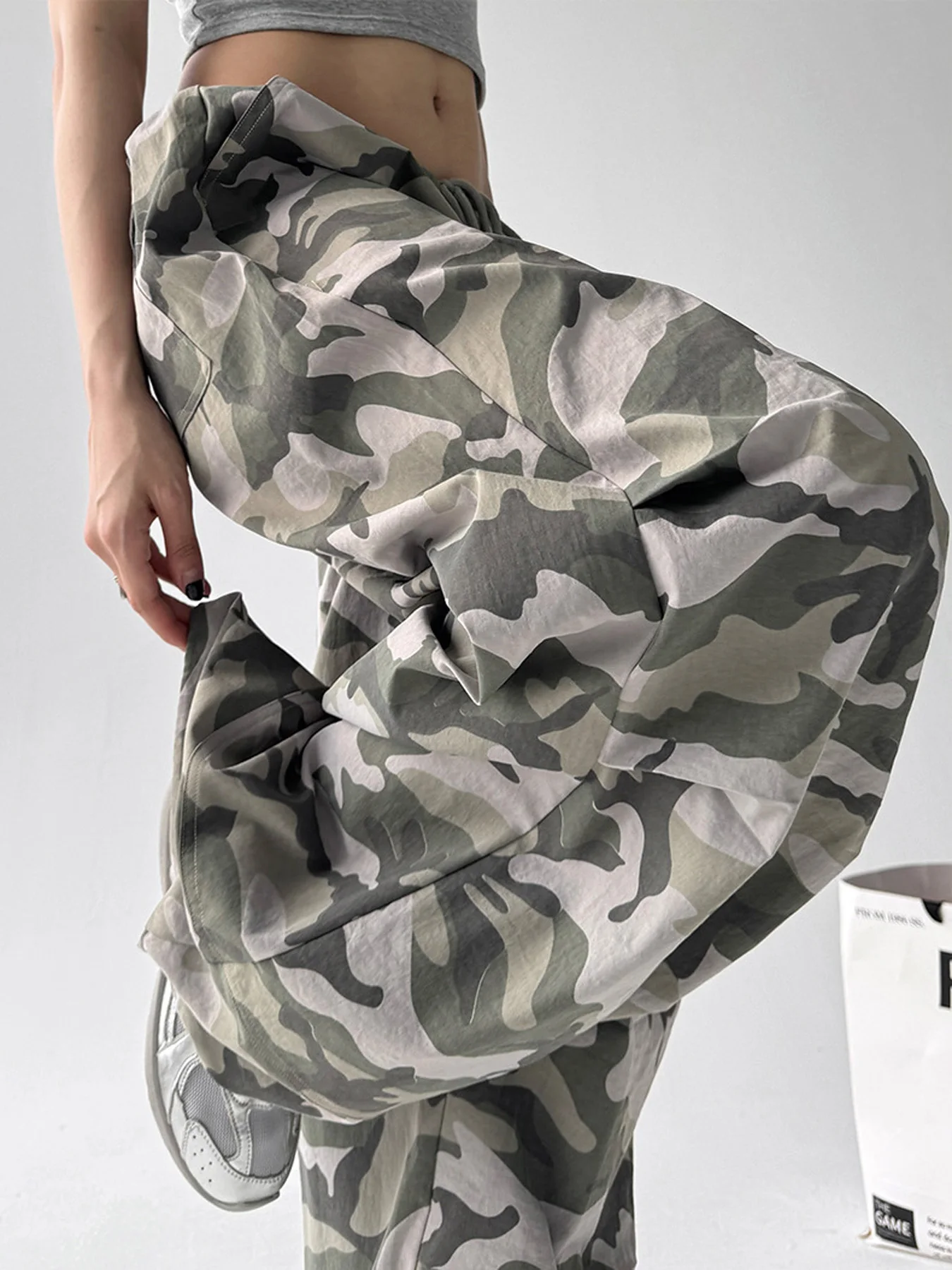 Y2K Baggy Cargo Pants Women Low Waist Drawstring Elastic Parachute Pants Loose Casual Sweatpants Hippie Trousers Streetwear