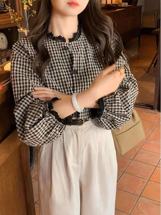 Retro Plaid Bubble Sleeve Shirt Women's Spring Autumn New Style Elegant Lace Trim Top Trendy Loose Fit Long Sleeve round Neck