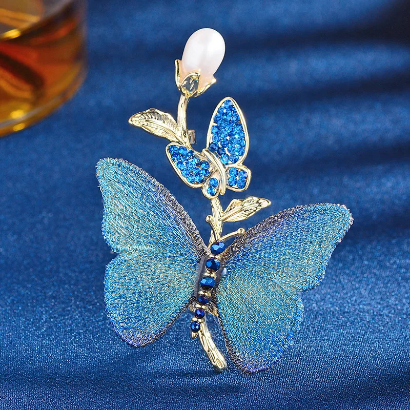 Elegance Retro Embroidered Fabric Blue Butterfly Brooch Freshwater Pearl Fashion Individual Clothes Pin Corsage Accessories