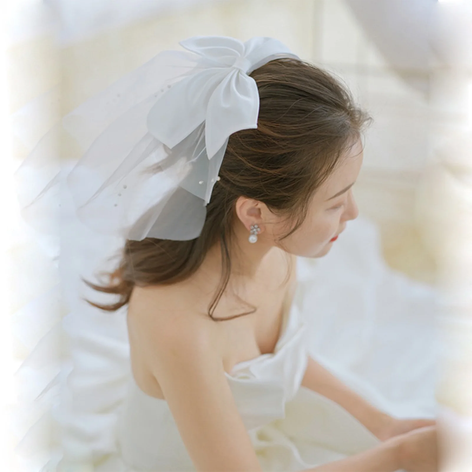 Woman's White Elegant Brides Veil Charming Bridal Head Styling Medium Veil forBridal Wedding Accessories