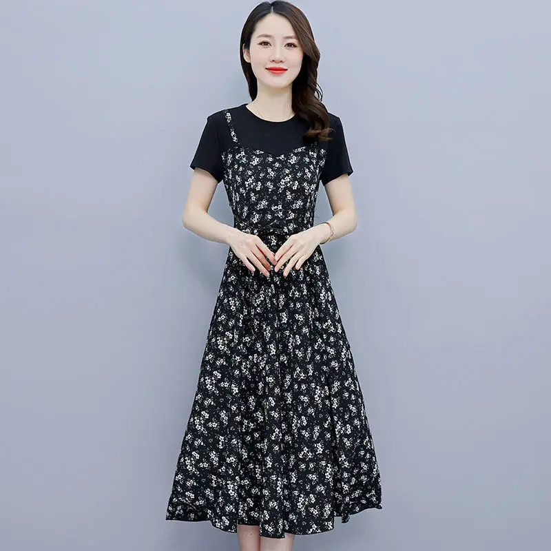 

Two-piece Short-sleeved Chiffon Dress in Summer New Style Loosely Spliced to Make It Look Slim Mid-length Round Neck Floral