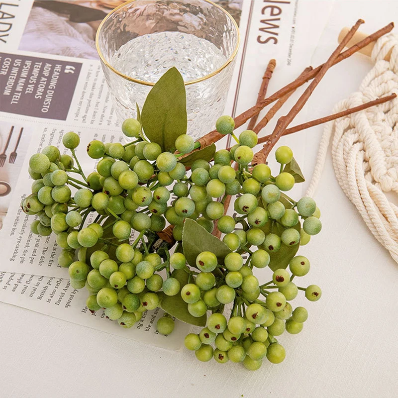 

Simulation Fruits Faux Berry Branch Artificial Blueberry Green Plant Wedding Home Party Christmas Decoration Flower Arrangement