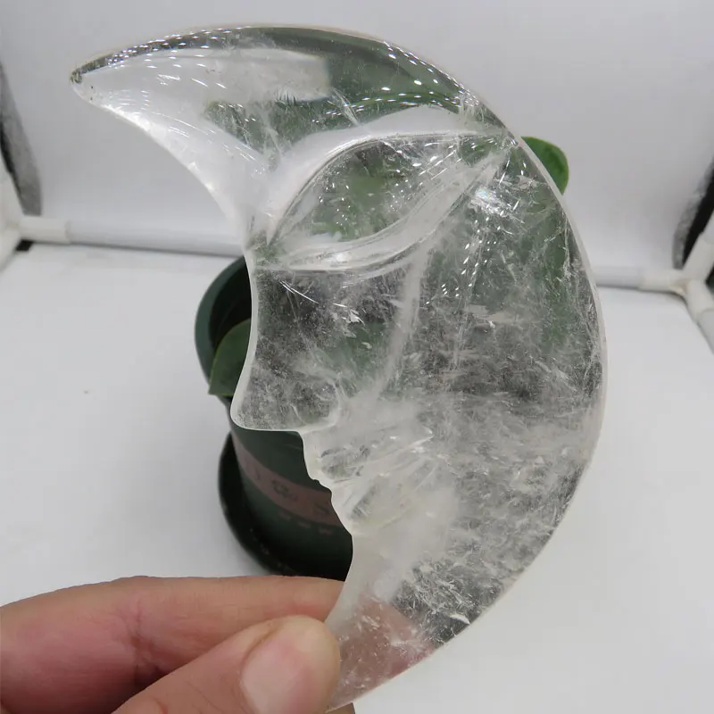 Imagem -03 - Nova Chegada Natural Clear Quartz Crystal Carving Moon Face Cura Reiki Decoração para Casa Presente 90110g 2024