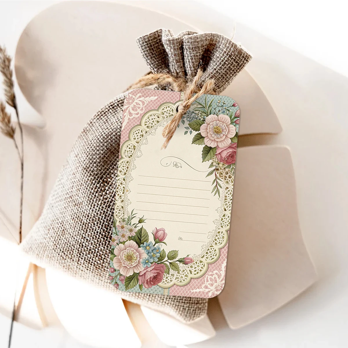 50 Stück Hängeetiketten mit Spitzen-Blumenmuster und Seil, für Hochzeit, Valentinstag, Gastgeschenke, Brautparty-Dekoration, romantische Geschenkverpackungsetiketten – Detail 4