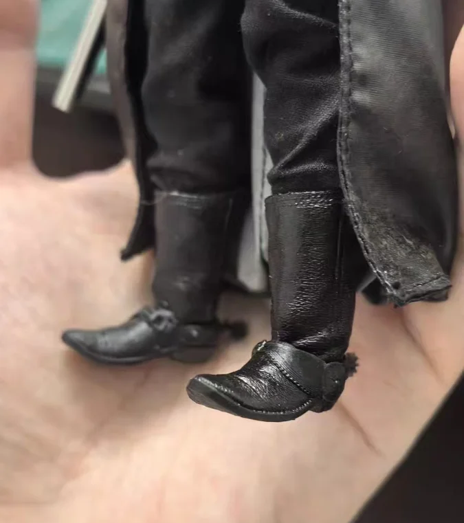 نموذج أحذية رعاة البقر بمقياس 1/12 لـ 6 بوصة Nota #1