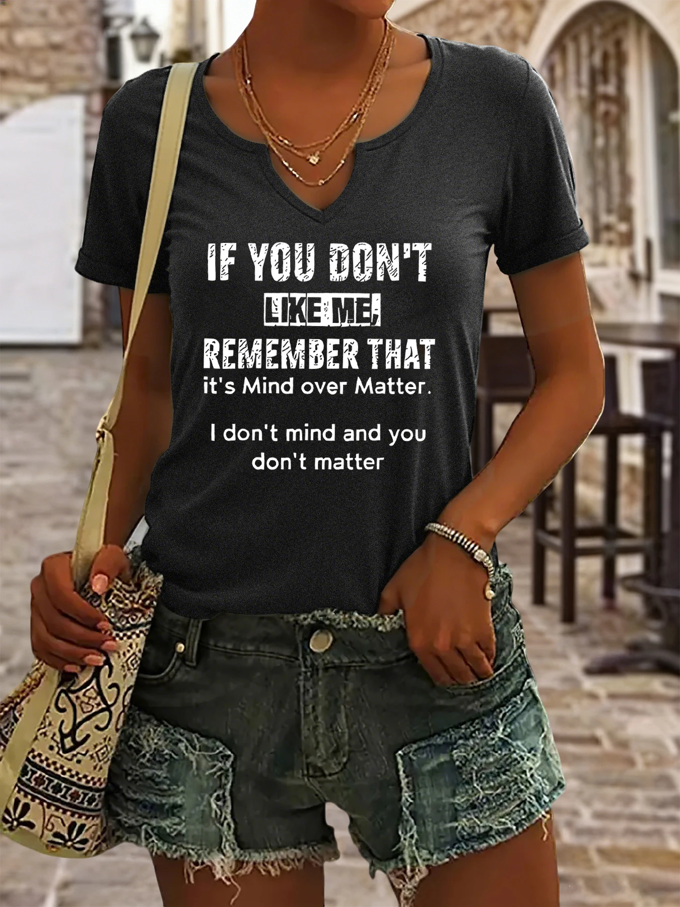 Damen Sommer-T-Shirt mit V-Ausschnitt und kurzen Ärmeln, frecher Aufdruck mit dem Zitat „If You Don't Like Me“, Lässiges Mode-Oberteil mit Haltungsaussage – Detail 1