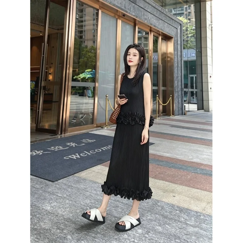 Miyake Pleated 2026 New 2026 Summer French Style Sleeveless Ruffle Set Women's Summer Elegant High-end Black Two-piece Set Pleat