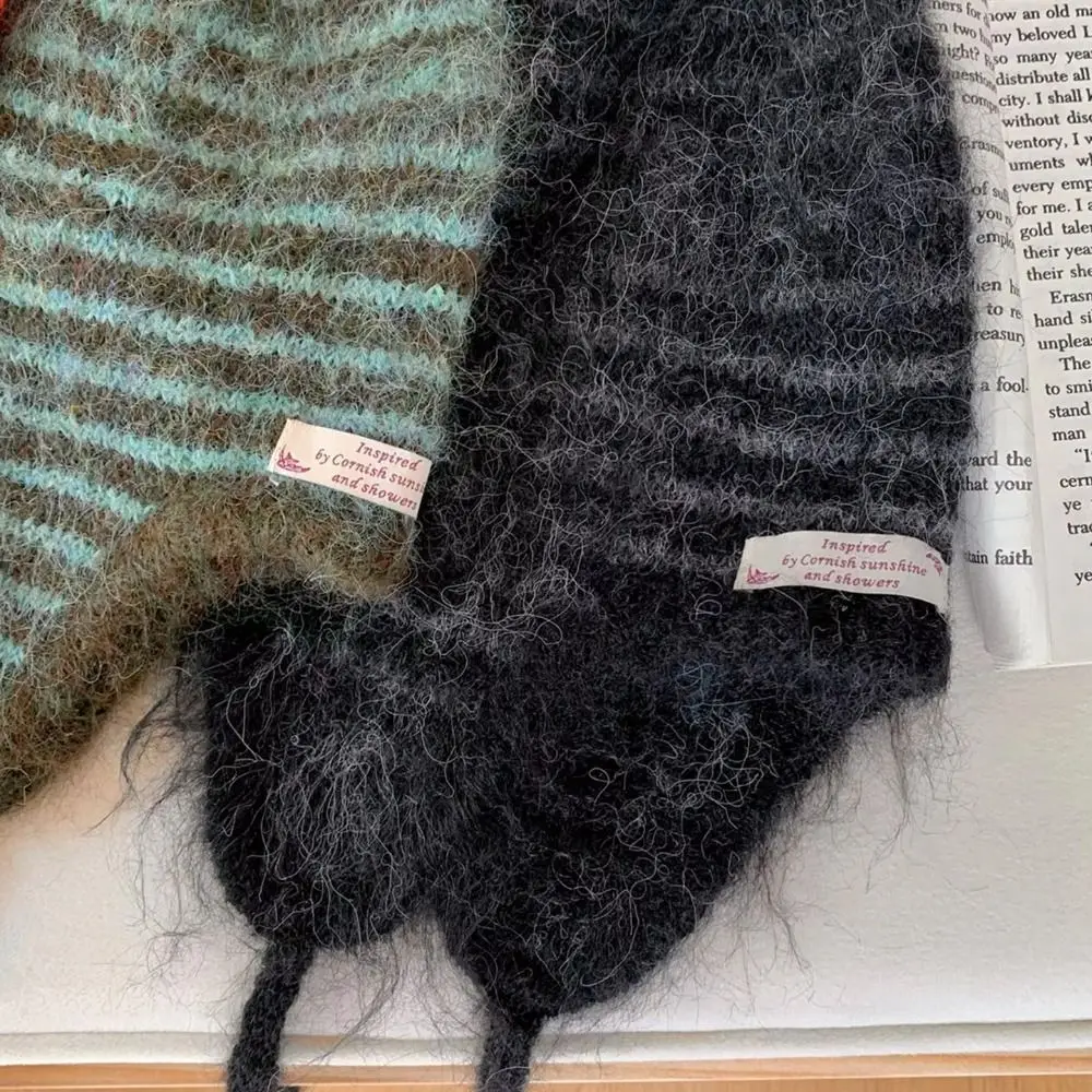 Niedliche Ohrenklappmütze im koreanischen Stil, Plüschmütze aus Kaninchenfell, gestrickte Mütze in Uni-Farbe mit Hasenohren, Ohrenmütze für Mädchen – Detail 7