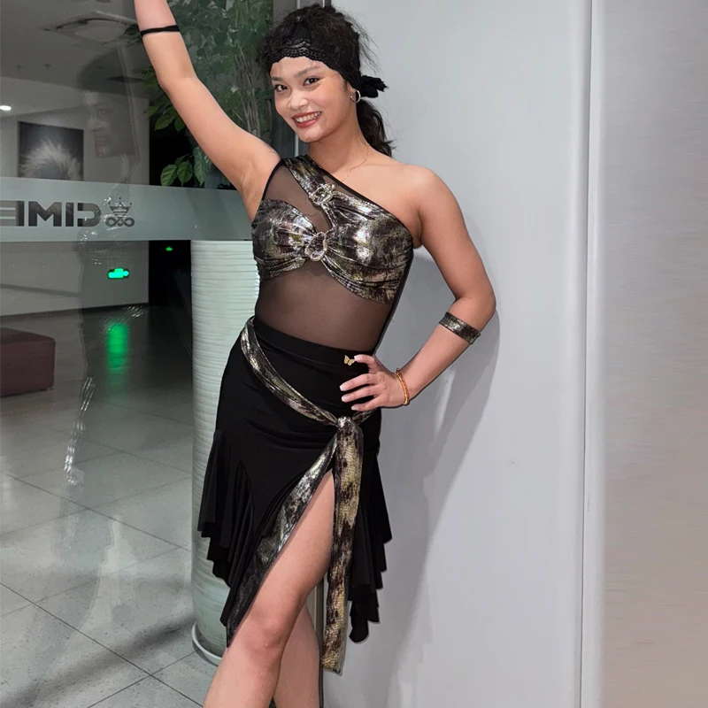 4 ألوان الكبار المنافسة اللاتينية ملابس الرقص المرأة تشاتشا اللاتينية ملابس رقص الإناث قاعة الرقص التدريب الدعاوى SL12564