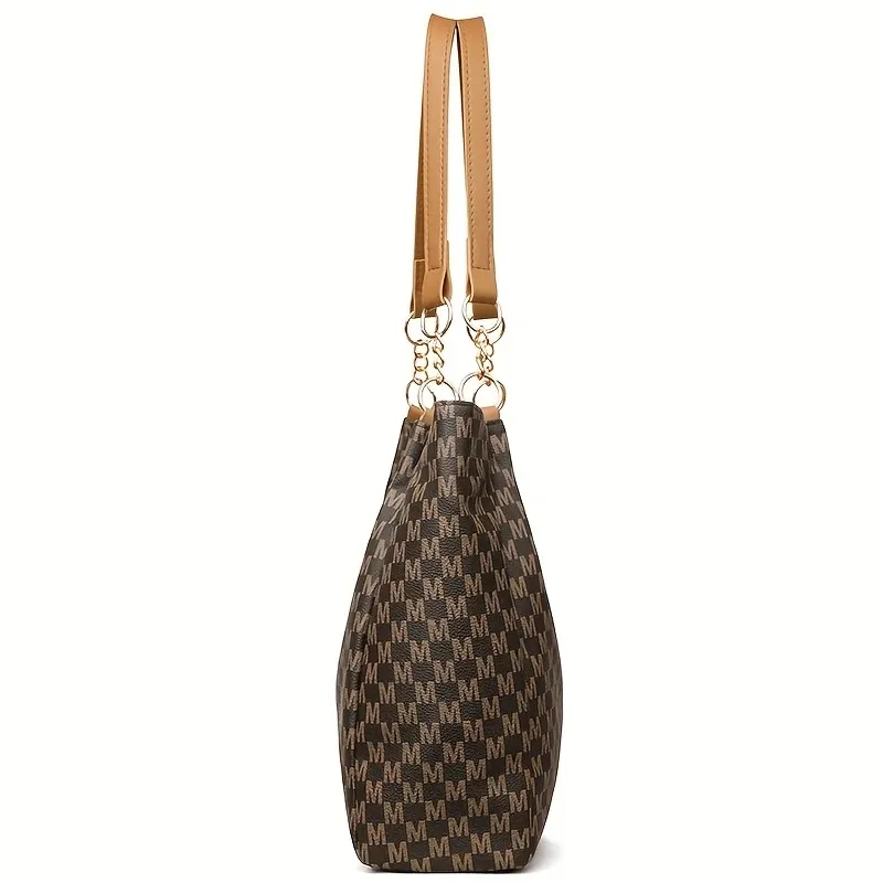 

Fashion New Crossbody Bags Solid Color Shoulder Bags Metal Letter Logo ChainLink Strap Featuring Magnetic Button for Daily Use