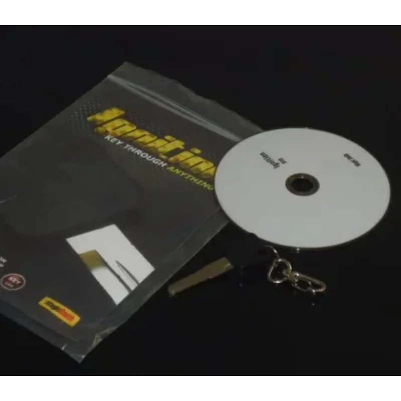 

Магический трюк «Ключ от зажигания сквозь все» от Криса Смита, фокус из серии «Магия с близкого плана», аксессуар для менталистов, иллюзия, реквизит