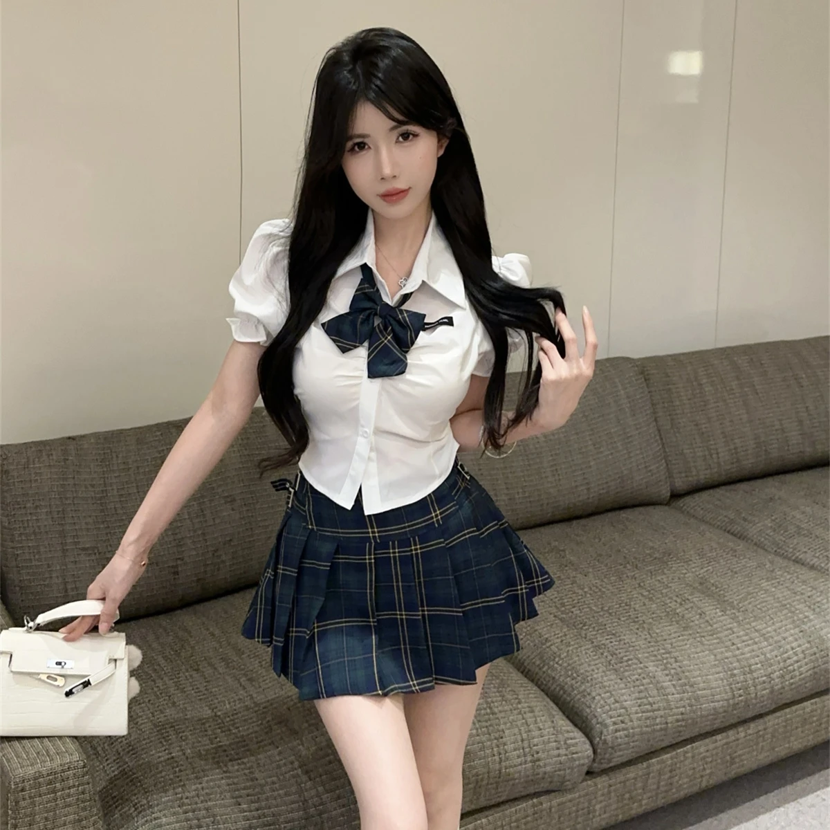 Sweet ort Sve orm Set with Bow Tie Plaid Pleated High Waist Slimming Skirt for Summer College Sle JK Outfit
