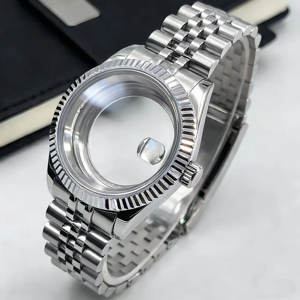 36mm/39mm concave bezel, NH35 case, sapphire glass, stainless steel. Compatible with NH35 and NH36 movements. Sporty style case.