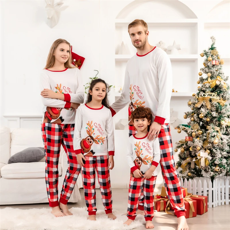 

2024 Christmas Deer Family Matching Outfits Daddy Mommy and Me Xmas Pj's Clothes Plaid Mother Daughter Father Son Pajamas Sets