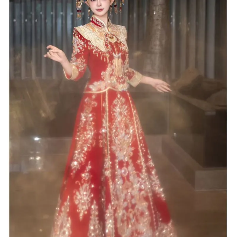 Heavy Industry's new dragon and phoenix gown is a traditional Chinese wedding dress for going out