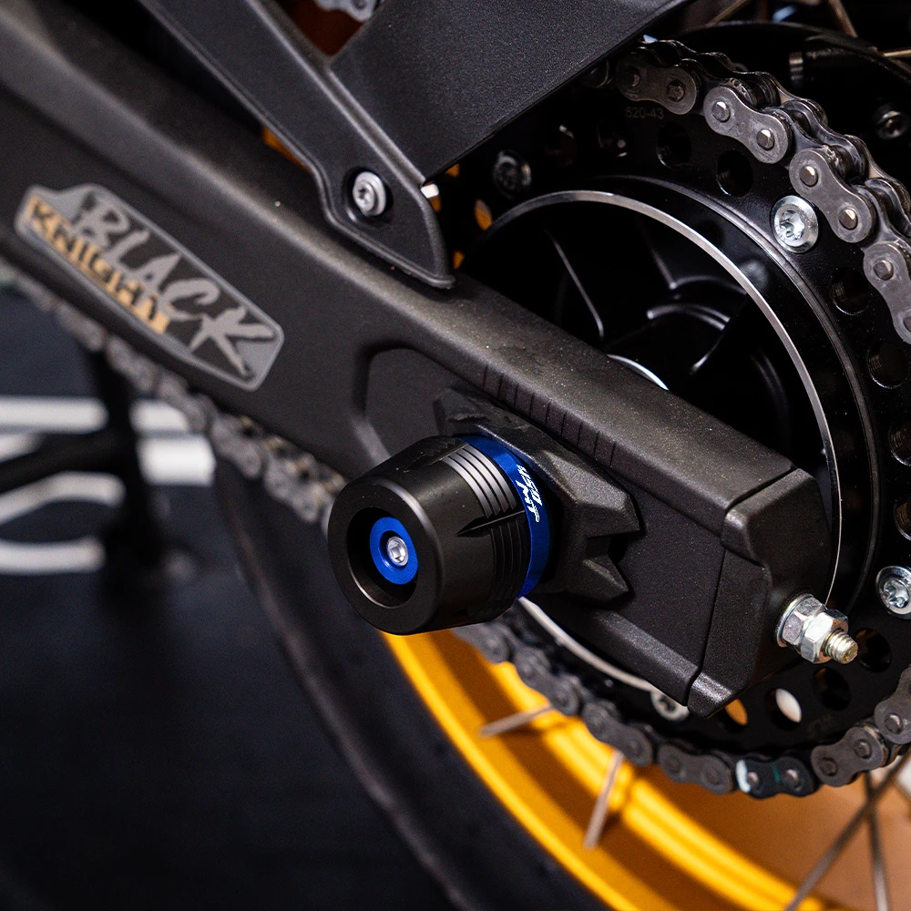 ل CFMOTO 450MT CF MOTO 450 MT اكسسوارات دراجة نارية الجبهة الخلفية عجلة شوكة المنزلق المحور تحطم حامي Swingarm بكرة المتزلجون