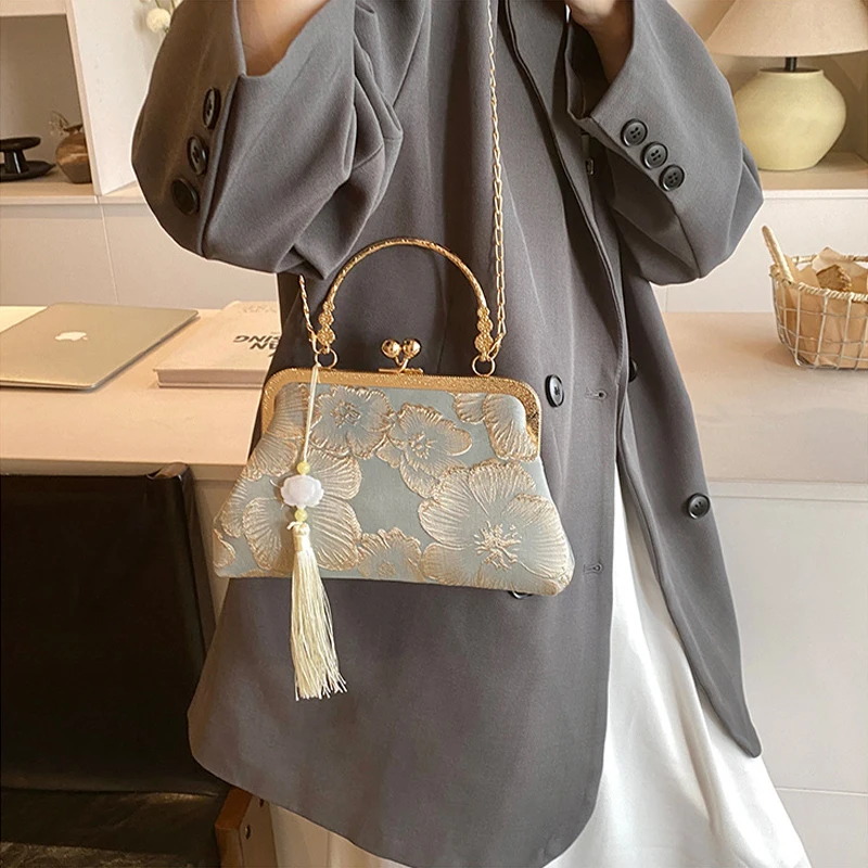 حقيبة كتف مطرزة على الطراز الصيني حقيبة يد أنيقة ريترو حقيبة مربعة صغيرة قديمة هانفو شيونغسام حقائب كروسبودي