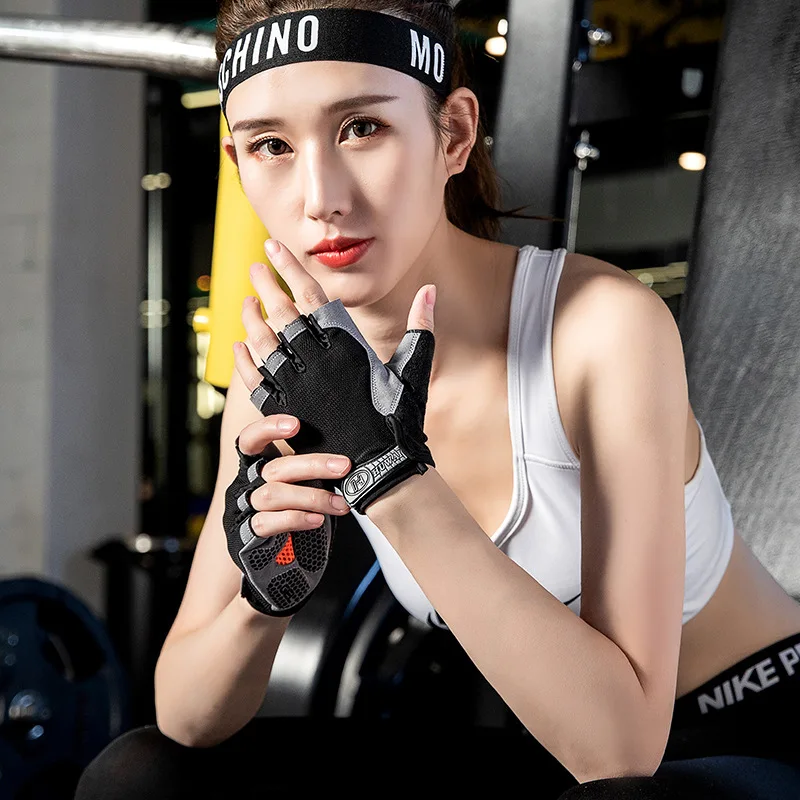 Gym Outdoor Sport Gloves  Anti-Slip Weight Training Fingerless Gloves Cycling Hiking Boxing Exercise Workout Breathable Gloves