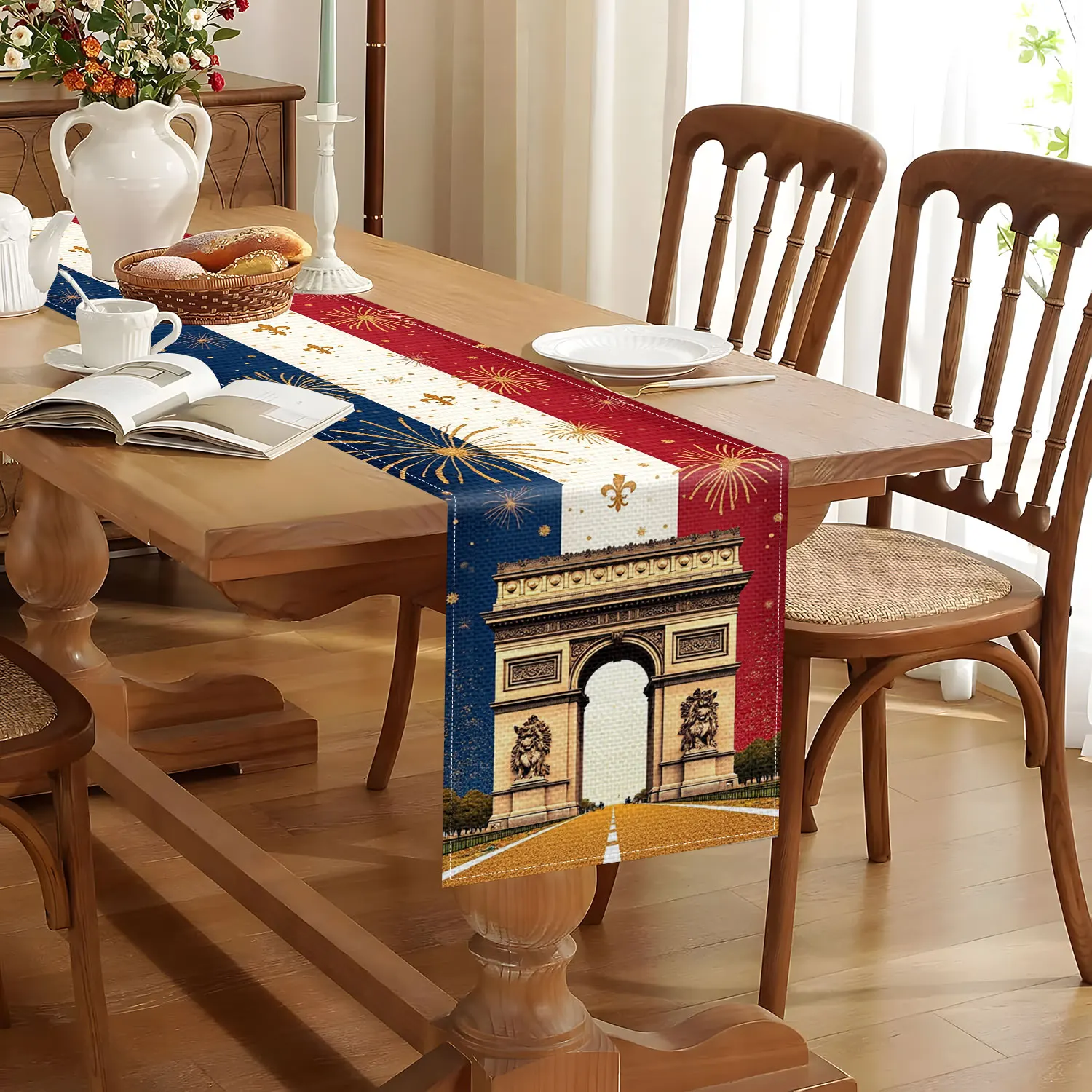 قطعة واحدة من مفرش طاولة تحت عنوان الاحتفال الفرنسي، عناصر العلم الفرنسي، أنماط قوس النصر والألعاب النارية، مناسبة لحفلات موضوع اليوم الوطني الفرنسي، ديكورات المناسبات على الطراز الرومانسي، أنشطة التبادل الثقافي، وأكشاك السوق الإبداعية، وأشكال المخصصة للثقافة الفرنسية