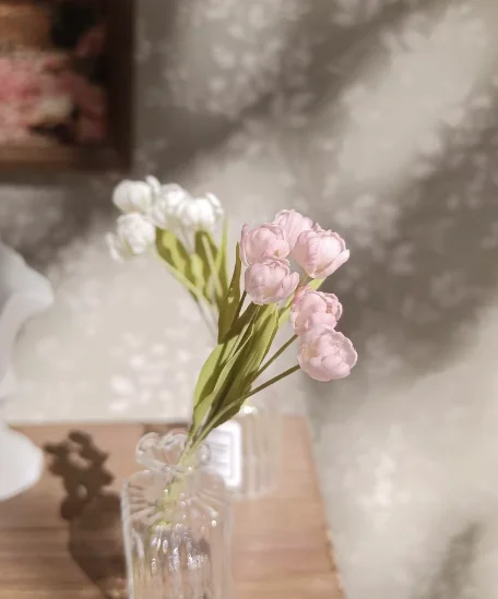 1/12 Mini ดอกไม้ช่อดอกไม้ Handmade ดอกทิวลิป Peonies คาร์เนชั่นตุ๊กตา BJD Tiny ฉากงานแต่งงานช่อดอกไม้ตุ๊กตาที่สมจริง Decor