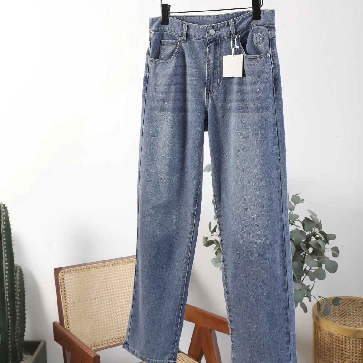 

High Quali Slim Fit Men's Jeans Straight Leg Thin Faionable Versatile Light Blue Enzyme Waed Spring Season High Waist L...