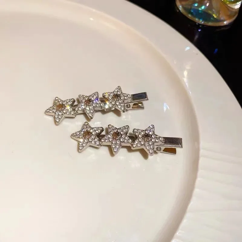 Y2k Sterne voller Strass Haarspangen für Frauen schöne mädchenhafte Haarnadeln Metall Entenschnabel Hairgrip Stirn Bang Ornament Kopfschmuck – Detail 3