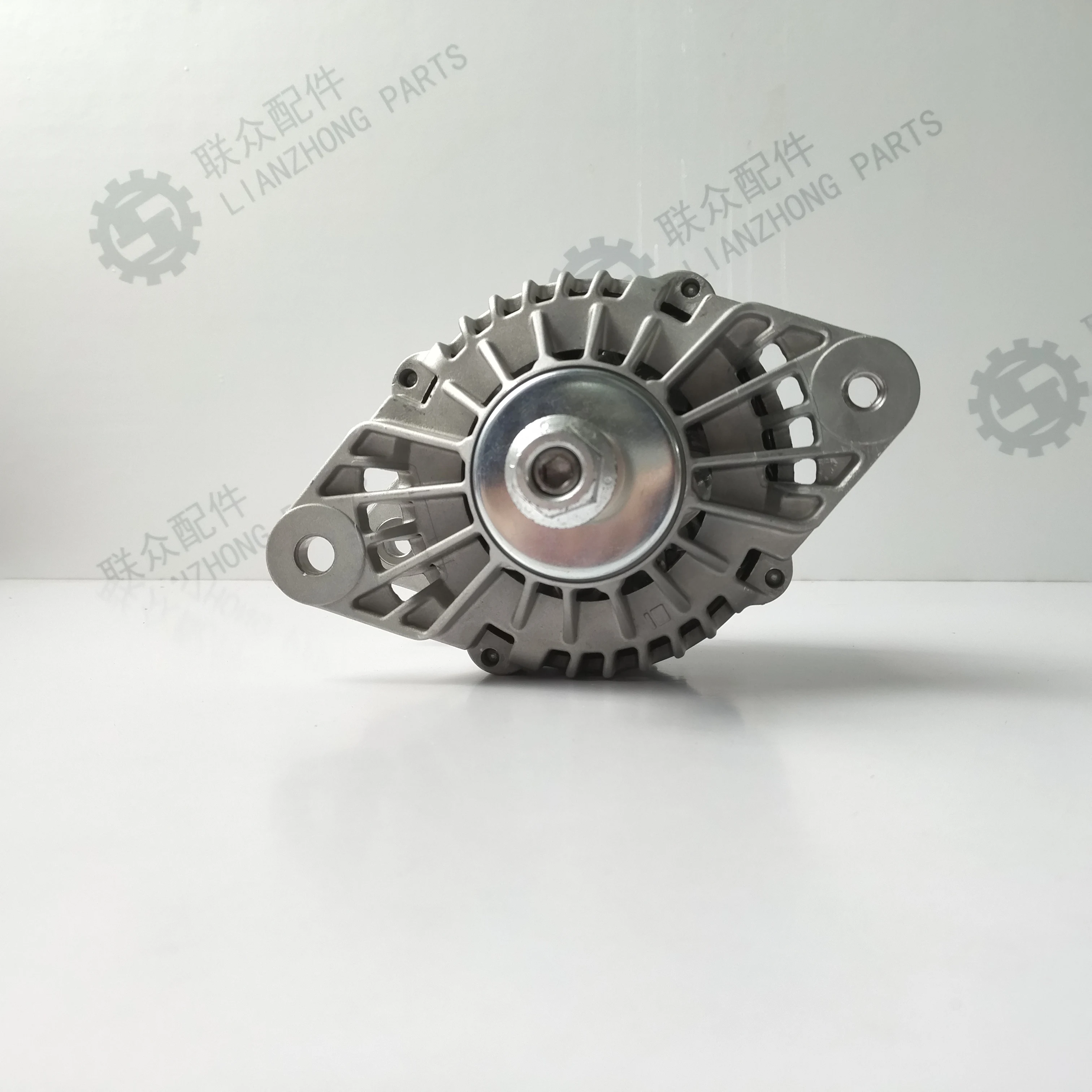 

Alternator M11 QSM ISM QSL 24V Engine parts 5282841 4993343 3935531 3920617 2874863