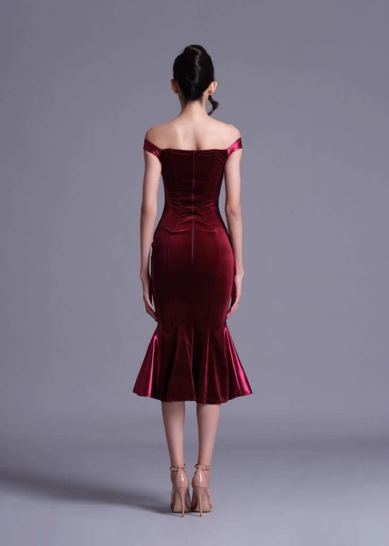 Red Wine Velvet Mermaid Tail Off Shoulder Evening Dress for Women Mid Calf Body Shape Soft Material Niche Cutting PatchWork